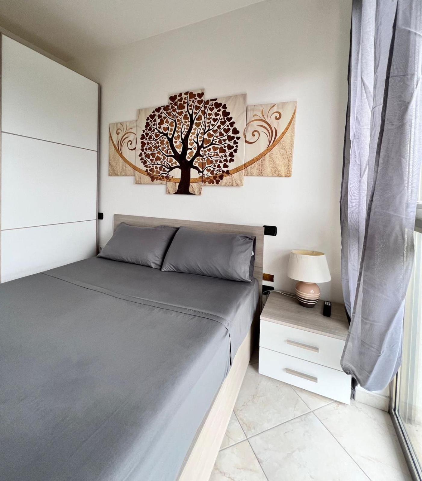 Apartment Capruzzi Bari Exterior photo